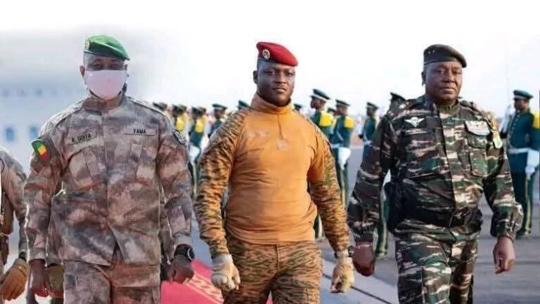 Création de l’AES : Hommage mérité aux trois chefs d’État bâtisseurs de la souveraineté africaine