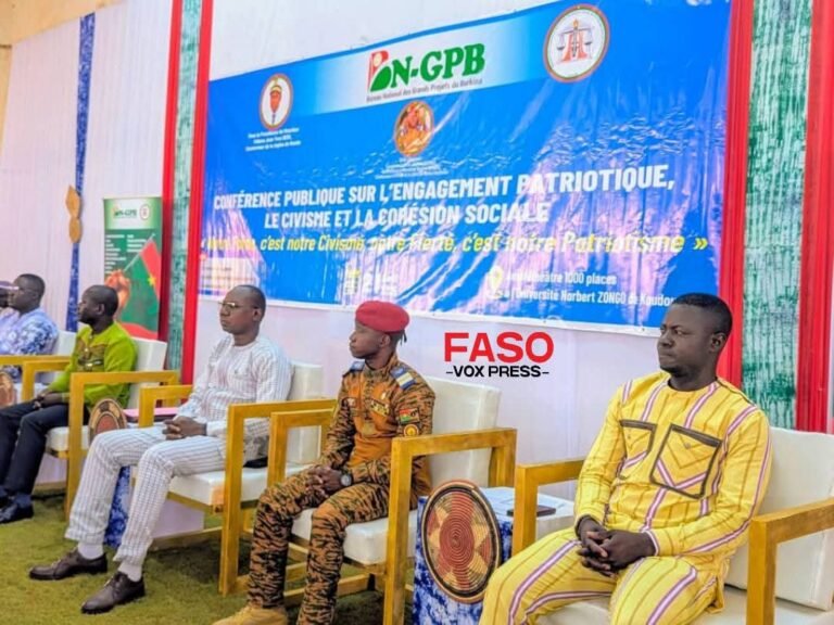 Burkina Faso/ Conférence publique sur l’engagement patriotique dans la région de Nando : la population mobilisée pour servir la Nation et promouvoir les valeurs civiques
