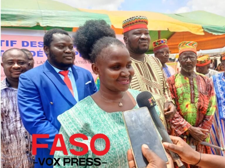 Burkina Faso / Initiative citoyenne : Les femmes de Bonheur Ville offrent leur sang au profit des FDS et VDP