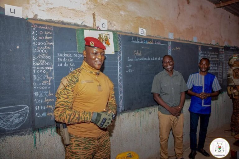 AN 3 de la RPP : Le Capitaine Ibrahim TRAORÉ, l’homme qui a amorcé une révolution du système éducatif