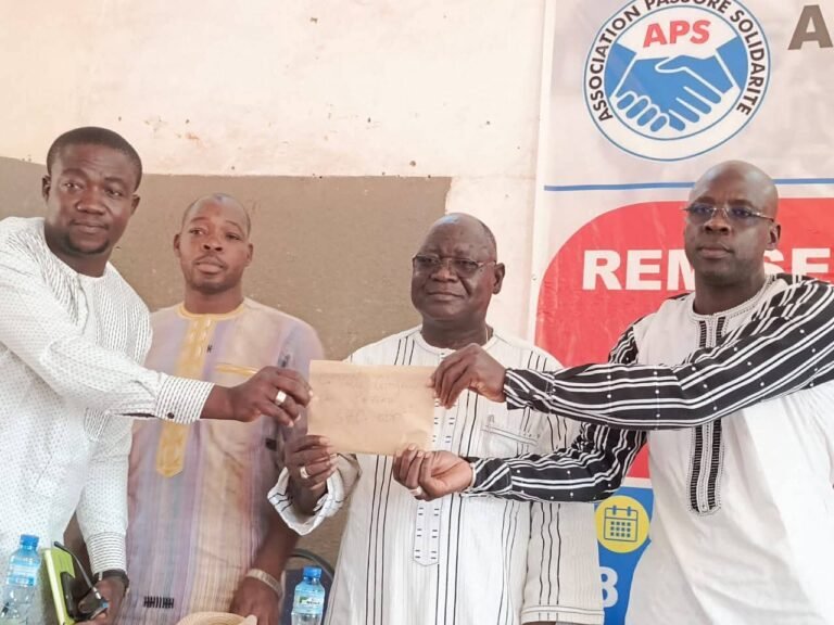 PASSORÉ / Soutien Patriotique : L’APS mobilise 7 275 000 F CFA pour soutenir les FDS et VDP, un élan patriotique exemplaire