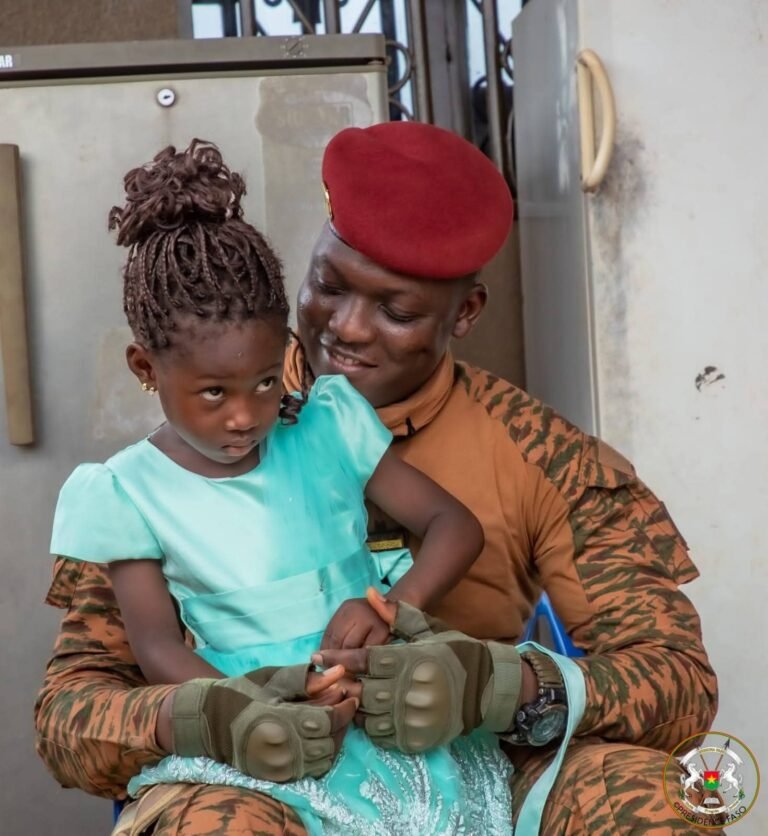 Conseil des ministres : Le Gouvernement accorde le statut de pupilles de la Nation à cent enfants des héros tombés pour la Patrie