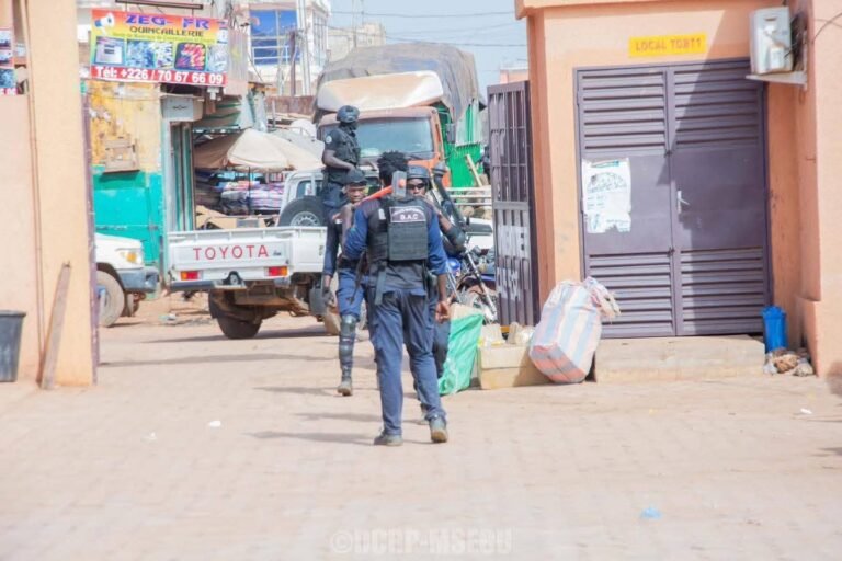 Assainissement des marchés : L’opération LADÉLI, une réponse efficace du Ministre de la Sécurité Mahamadou SANA