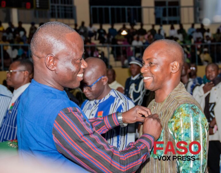 Burkina_Faso/ 196 patriotes décorés par le ministère des Sports pour leur engagement au service de la Nation