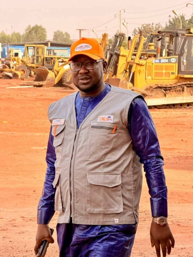 [#Burkina_Faso] IPDC/Bobo-Dioulasso : SOMAC-BTP SA et les forces vives mobilisées pour le reprofilage des rues de l’Arrondissement 6