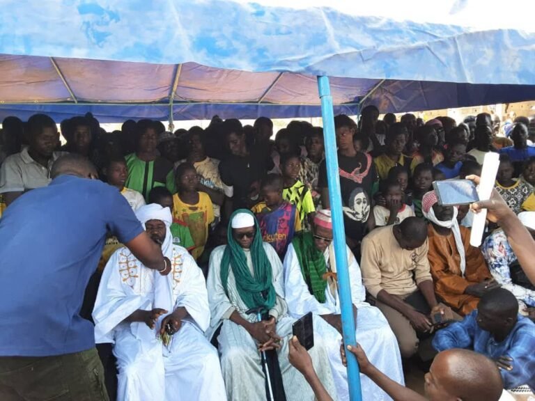 [#Burkina_Faso] Arbinda ravitaillée, le BIR 28 s’installe, les populations reconnaissantes