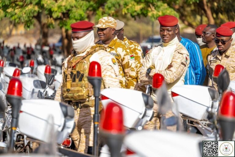 Sécurité nationale : Le Capitaine Ibrahim TRAORÉ renforce la Police avec 2 000 engins et affirme une vision ferme pour la sécurité