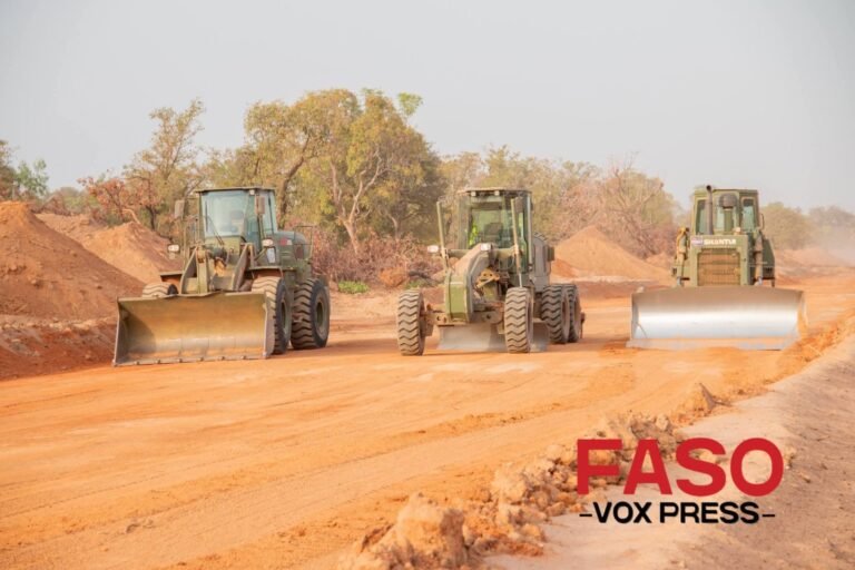 ROUTE BAMA–SAMANDÉNI : Bientôt la fin annoncée d’un long calvaire grâce au Capitaine Ibrahim TRAORÉ