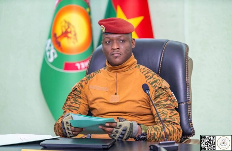 Commerce de distribution : un nouveau décret pour protéger les acteurs nationaux et assainir le marché