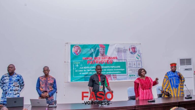 Burkina Faso/Révolution progressiste populaire : les artisans engagés à relever le défi de la relance économique avec le capitaine Ibrahim TRAORÉ, Chef de l&rsquo;Etat