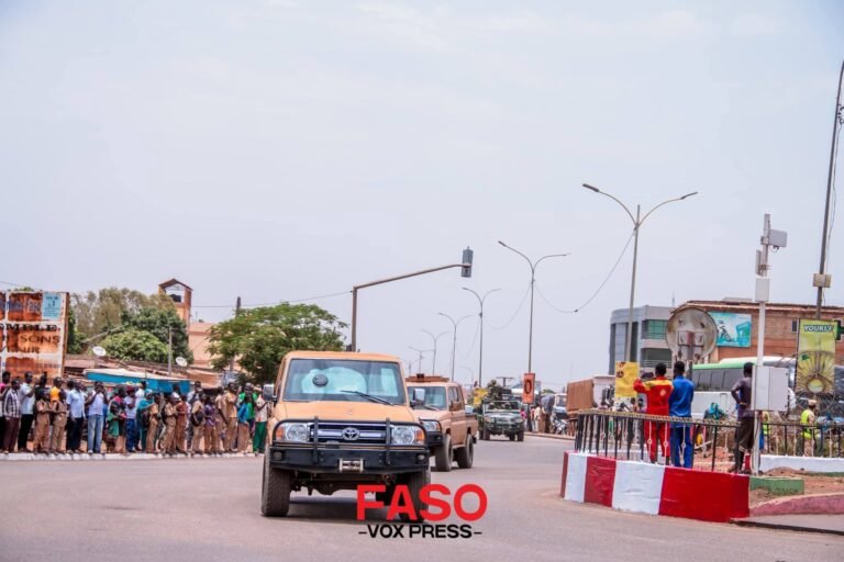 Bobo-Dioulasso en transe : le Capitaine Ibrahim TRAORÉ acclamé par un peuple debout pour la SNC 2026