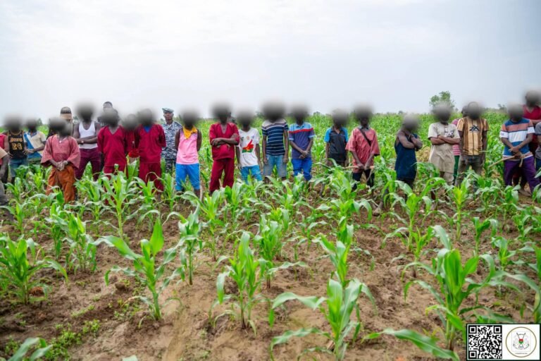 Burkina Faso/Visite du Capitaine Ibrahim TRAORÉ au centre pénitentiaire agricole de Baporo : une justice pénale qui répare et réconcilie