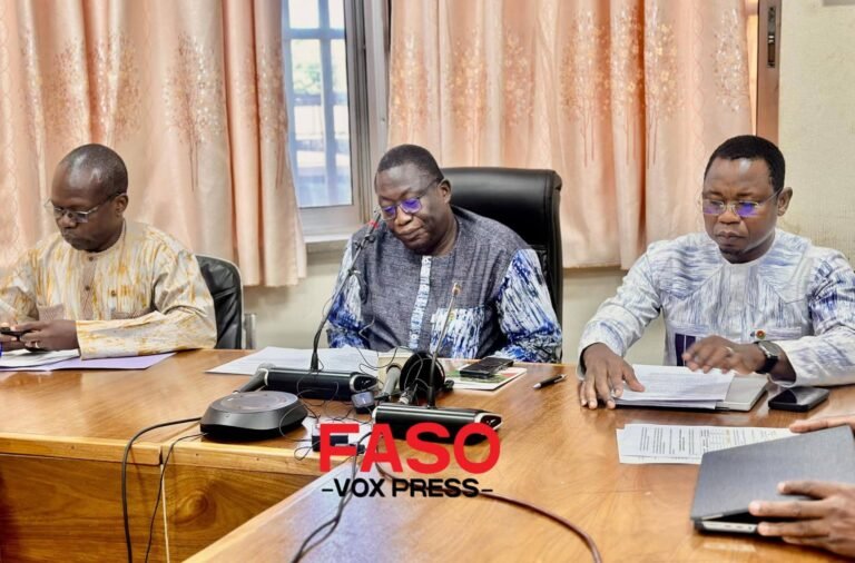 Réforme universitaire : entre exigence de qualité et nécessité d’adaptation, un moratoire d’un an accordé