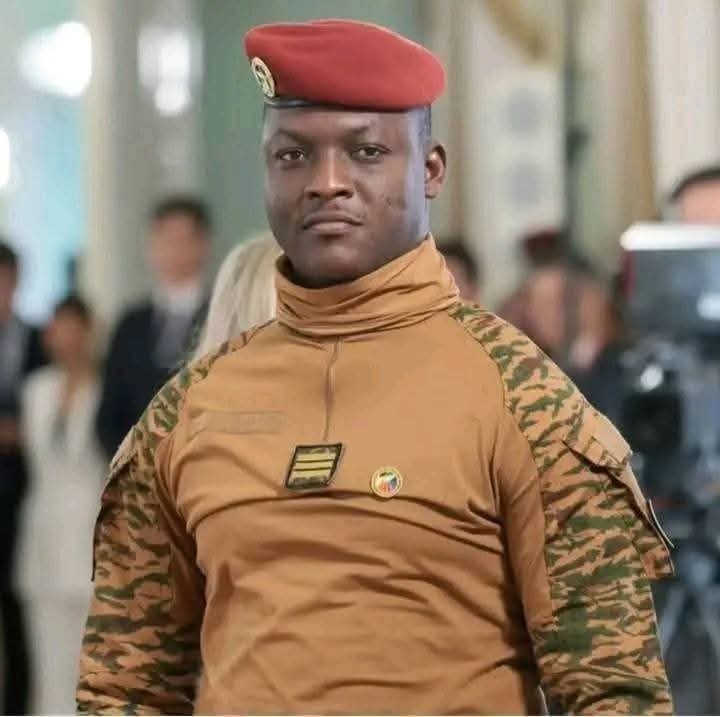 Exportation de la tomate, du bétail et importation du riz interdites : le Capitaine Ibrahim TRAORÉ place les intérêts du peuple au cœur des décisions économiques