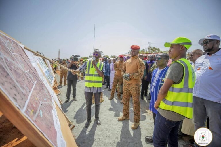 Burkina Faso/éducation: le Capitaine Ibrahim TRAORÉ mise sur des infrastructures éducatives modernes