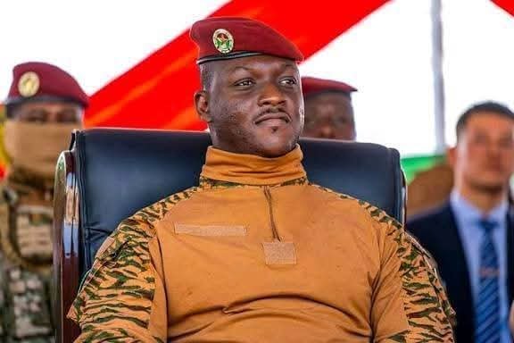 Burkina Faso: le Capitaine Ibrahim TRAORÉ veut remettre les savoirs endogènes au cœur du développement