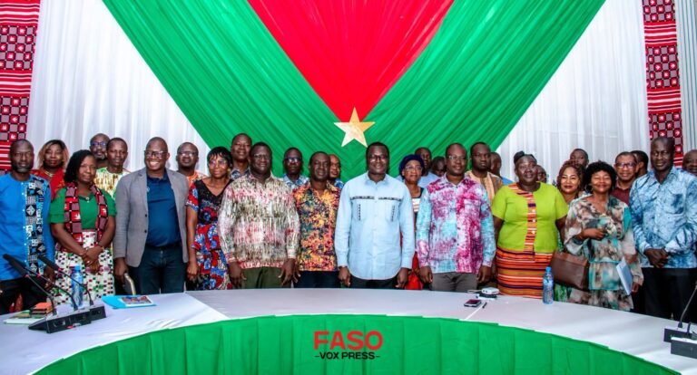 [#Burkina_Faso] Déconstruction des stéréotypes : les communicants publics mobilisés pour défendre l’image du pays