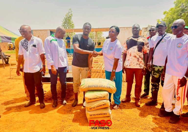 Burkina Faso/Saaba : la FRADESSA remet des dons d’une valeur de plus de 4,5 millions de FCFA