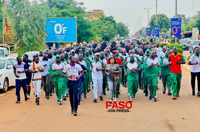 Burkina Faso/Lutte contre la drogue : un cross populaire et une séance d’aérobic lancent un mois de mobilisation nationale