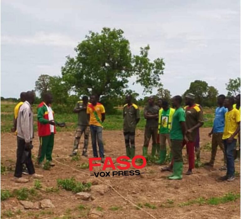 Région de NANDO – POA/IP-P3A : le Camarade Chargé de Mission, Florent Pema NEYA, sur le terrain pour soutenir la mobilisation des VDP agricoles