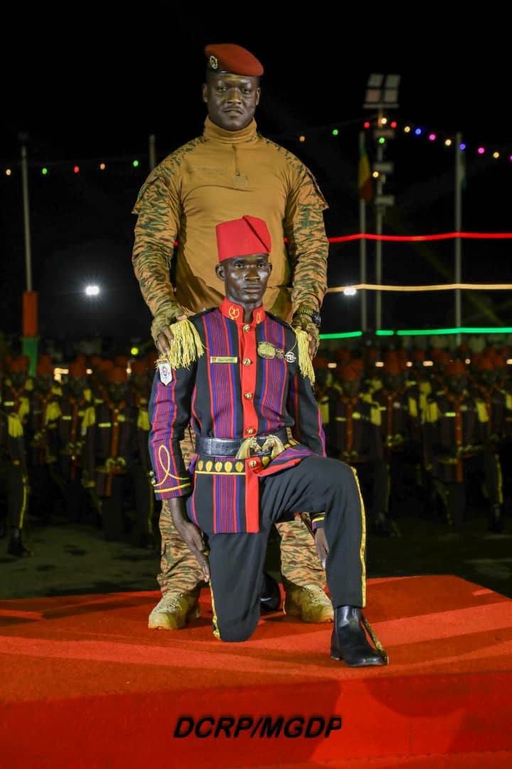 [#Burkina_Faso] Sortie de la 25e promotion de l’AMGN : 217 nouveaux sous-lieutenants rejoignent les rangs des armées sous le sceau du courage et de l’exemplarité