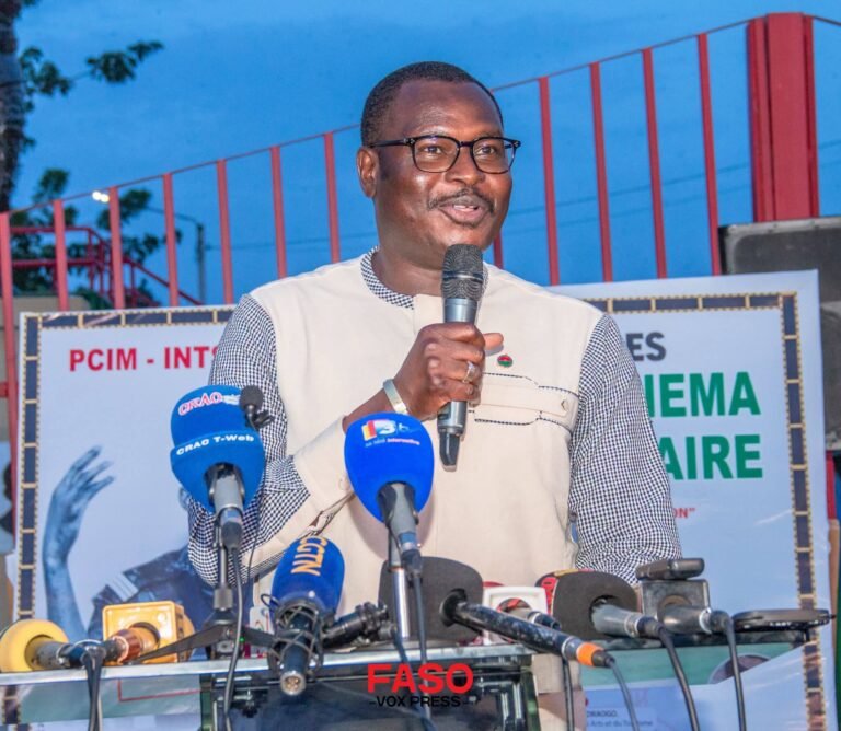 Burkina_Faso:Le Cinéma Révolutionnaire fait son grand retour au Mémorial Thomas SANKARA avec les jeudis du Cinéma