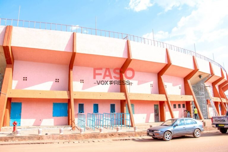 Burkina Faso/Infrastructures sportives : le Stade Issoufou Joseph CONOMBO retrouve son éclat grâce à la vision du Camarade Capitaine Ibrahim TRAORE