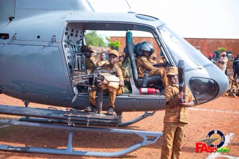 Burkina Faso: Au camp Faso Mêbo, le Capitaine Ibrahim TRAORÉ forge l&rsquo;esprit d&rsquo;une jeunesse patriote dès le berceau