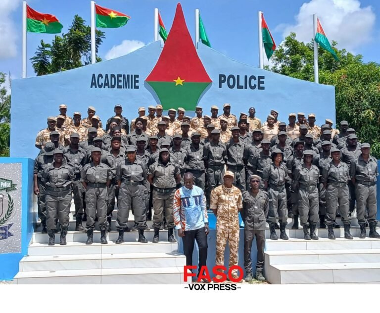 Burkina_Faso : Journalistes en « treillis » : 43 plumes burkinabè plongent dans le moule patriotique de Pabré